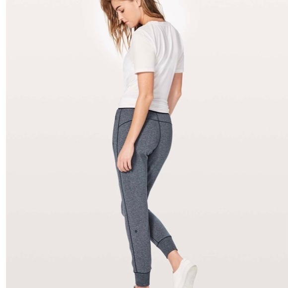 LULULEMON Cool Collected Jogger 28.” Blue. - Picture 3 of 12